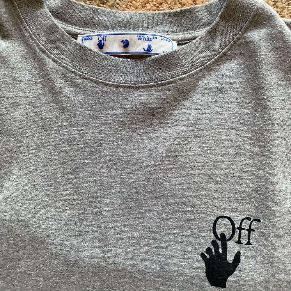❌SOLD❌ Off-White T-Shirt